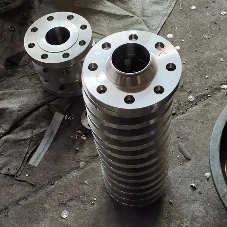We have a complete range of 304/316L stainless steel and carbon steel flange plates, flat welding with necks, butt welding and socket welding flanges Application Scenario