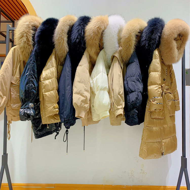 西树影黛羽绒细节图