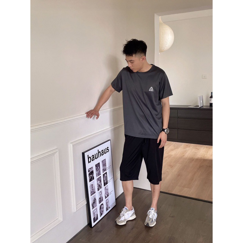Coco Men's Cool Quick-Drying T-shirt 3-piece set, ice-silk quick-drying cool Loose Men's T-shirt Sport short-sleeved Korean version Item Picture