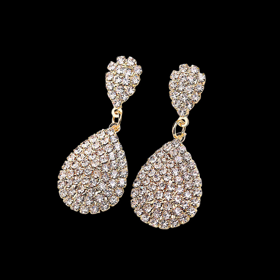 Fashionable, exquisite and high-end earrings, welded teardrop stud earrings, feminine commuting accessories, wholesale jewelry, cross-border details Picture