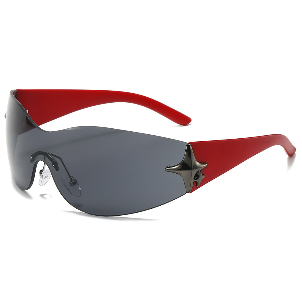 2024 Cross-border new all-in-one star sunglasses, European and American style, Y2K fashion four-pointed star one-piece sunglasses for women Application Scenario