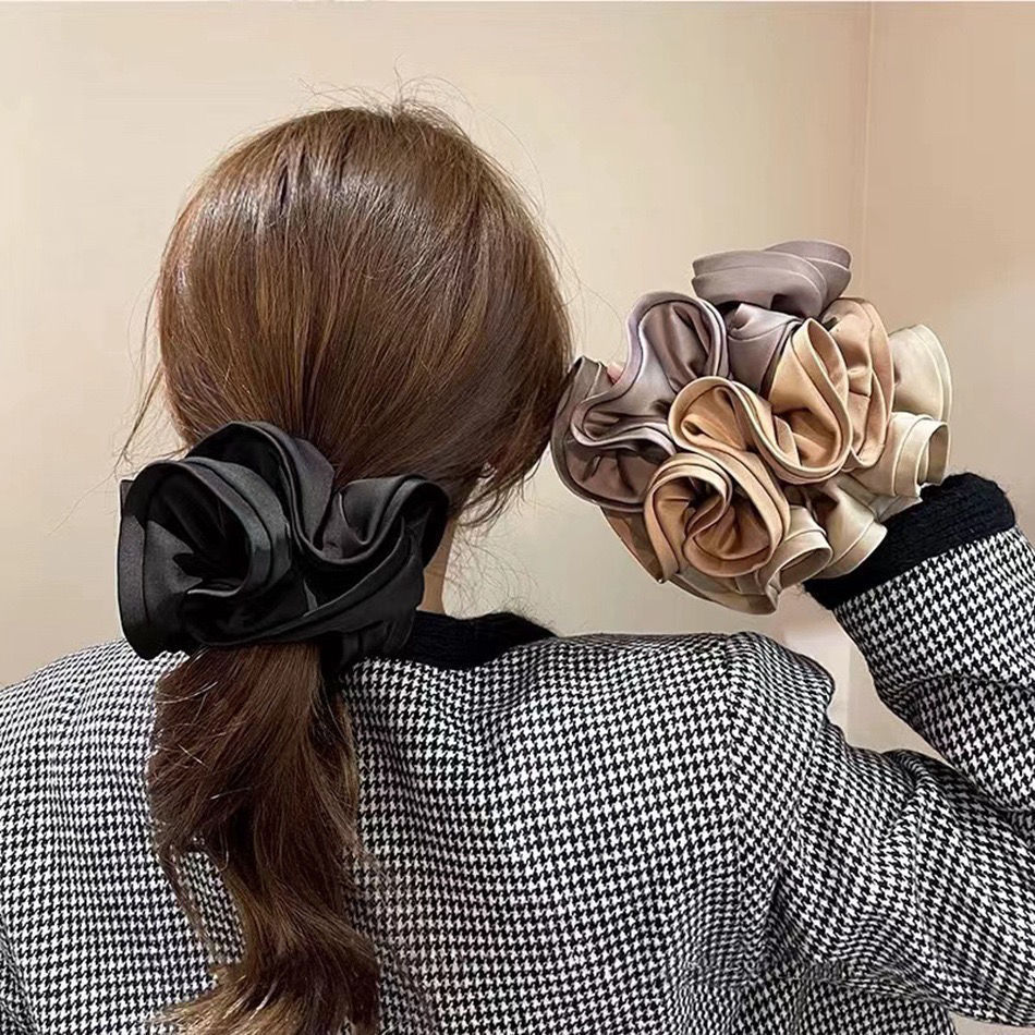French Design Sense Of Advanced Wooden Ear Edge Large Hair Circle Ins Sense Satin Head Rope Female Simple Temperament New Hair Rope details Picture