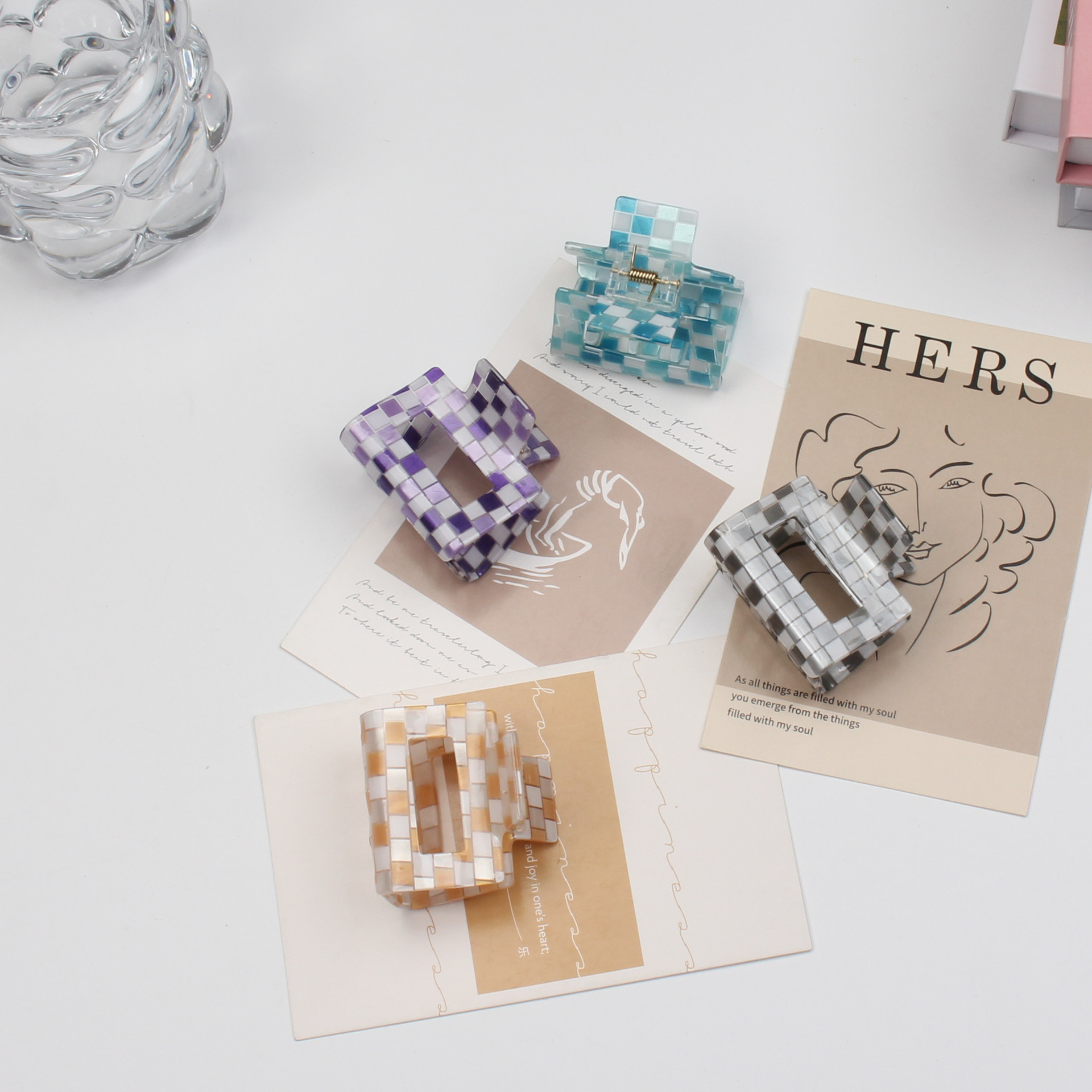 Korean Vintage Checkered Temperament Checkered Square Clip Small Acrylic Pan Hair Clip details Picture