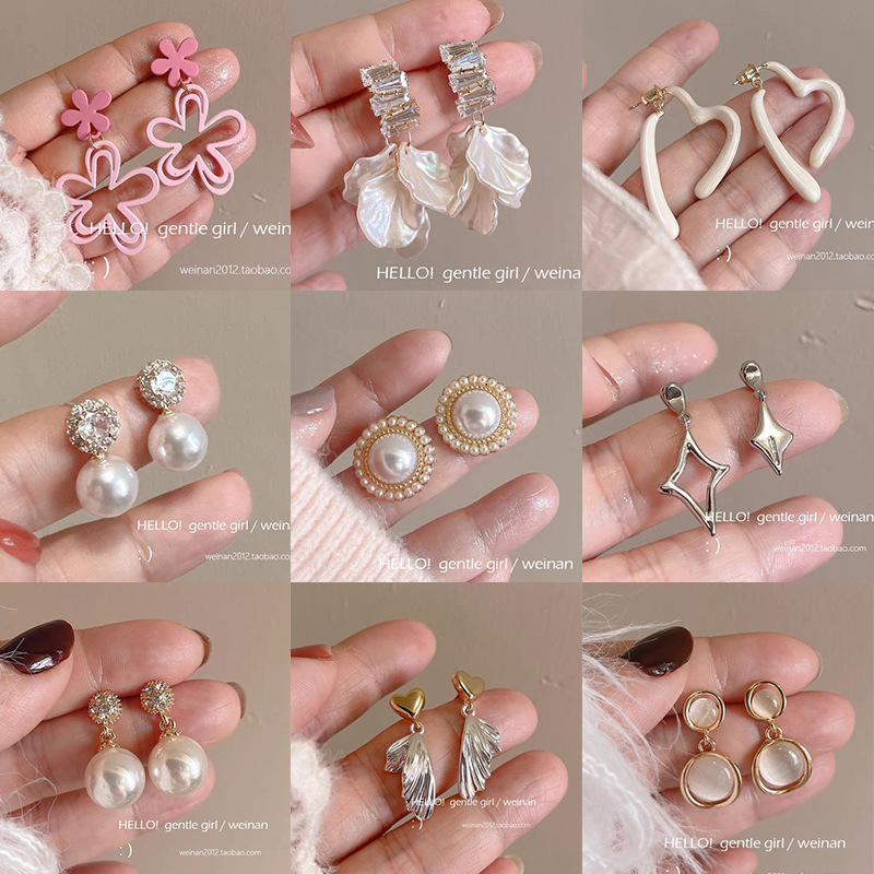 s925 Silver needle design, heart-shaped flower tassel stud earrings, high-end pearl earrings and elegant earrings for women in 2024 Specification image