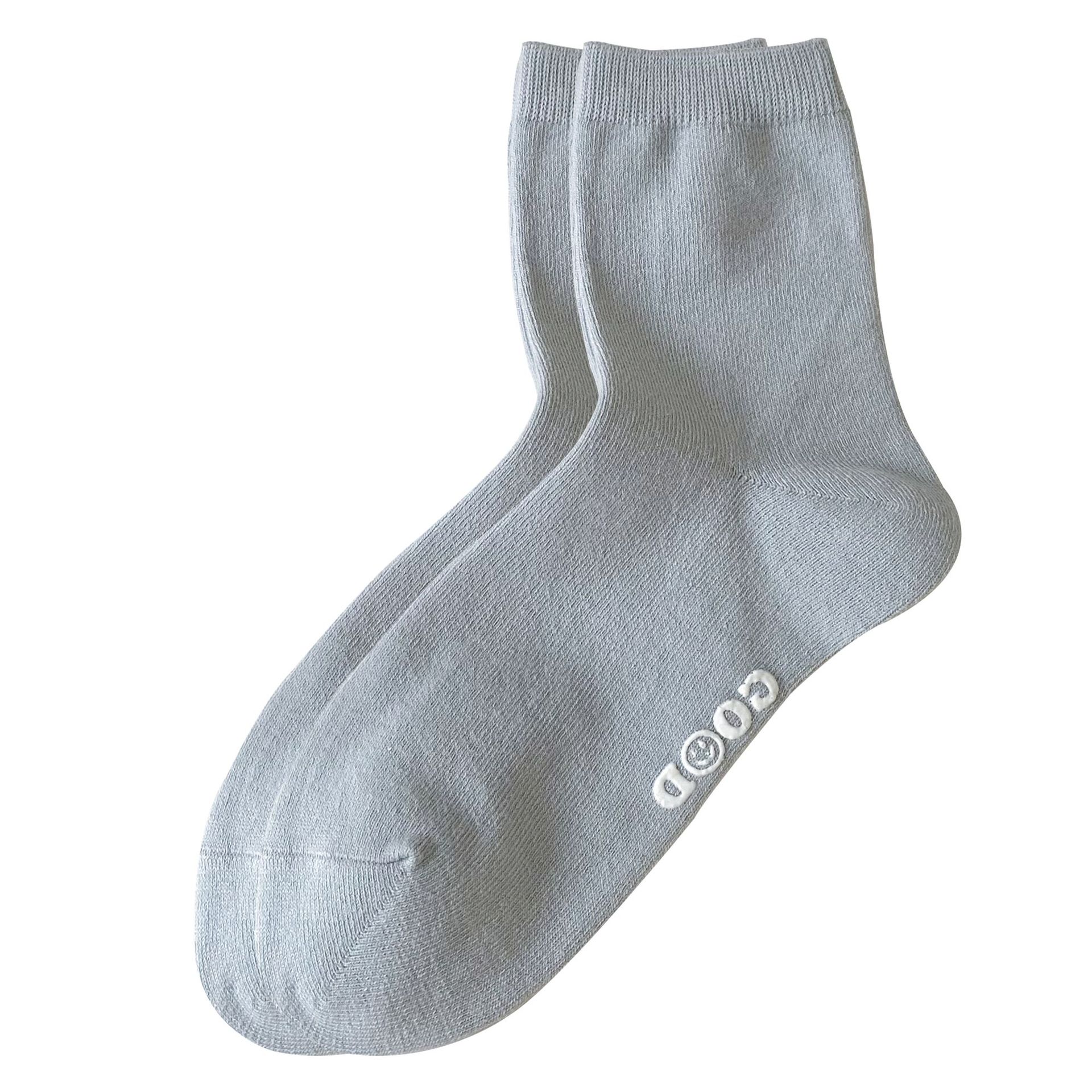 Sock stall, one-piece consignment for autumn and winter women's socks, new versatile solid color mid-calf cotton socks for women, fashionable, simple, casual and breathable, pile pile socks, one-piece consignment Item Picture