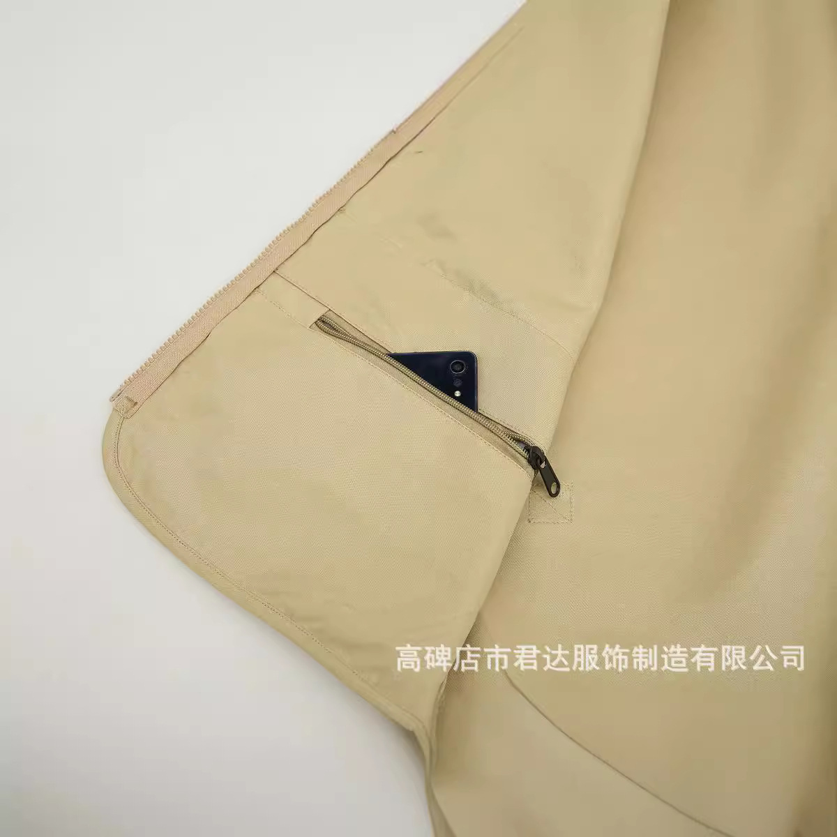 Cross-border wholesale of khaqiduo pocket vests for men, fishing, mountaineering, photography, casual vests and waistcoats Application Scenario