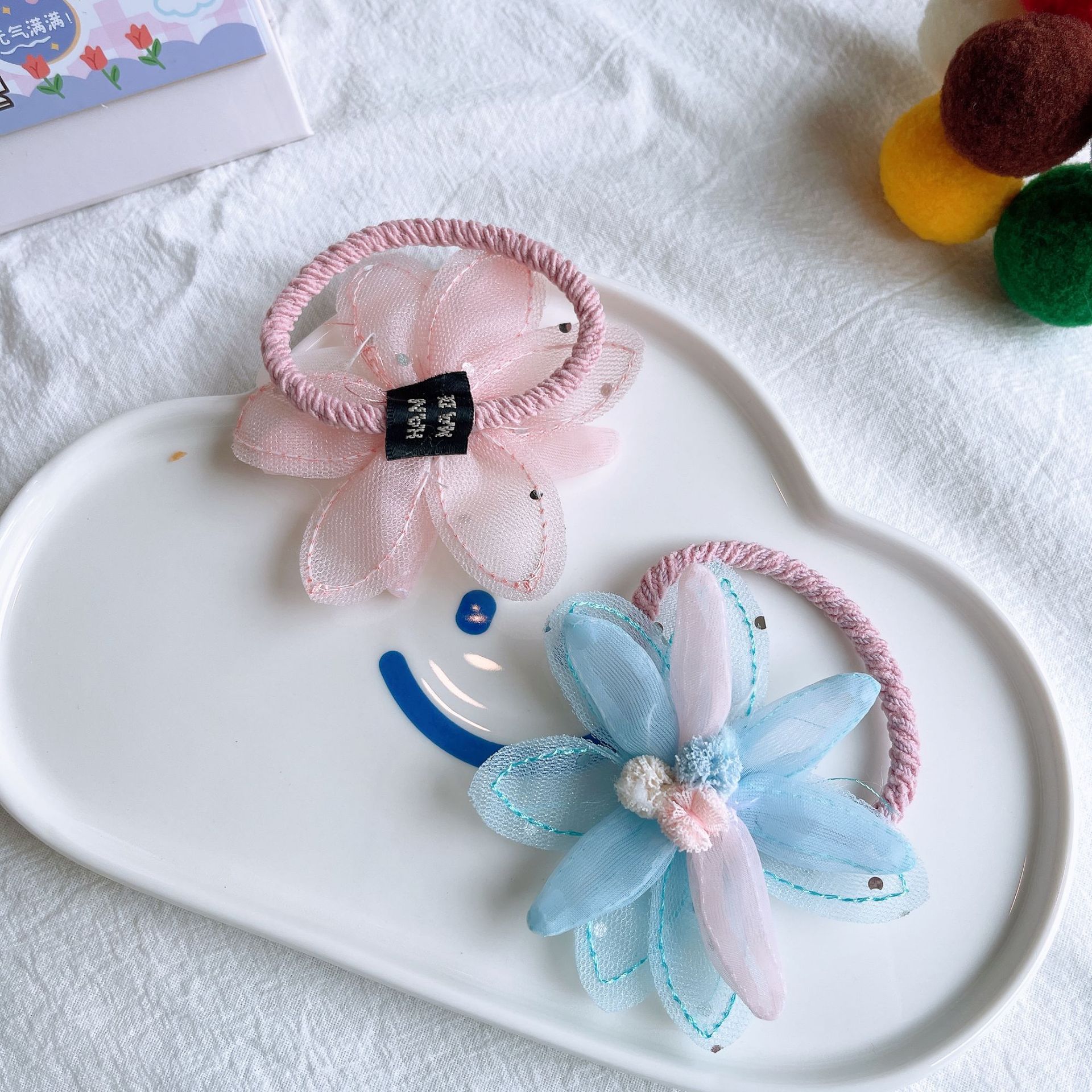 Mesh Three-Dimensional Hairball Flowers Sweet Hair Accessories Girl Hair Cute Ponytail High Stretch Korean Hairpin Hair Rope Application Scenario