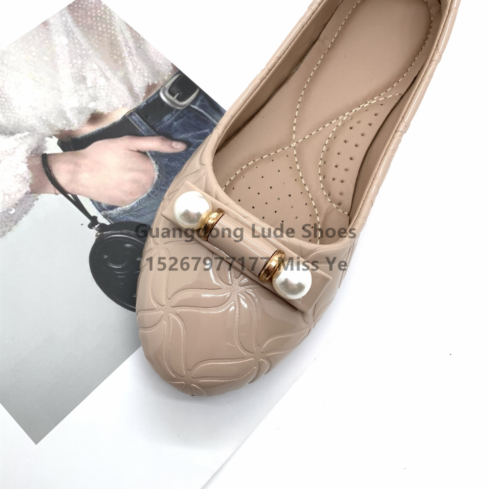 2022 New Casual Single Shoes Female Pearl Fashion All Comfortable Flat Shoes Guangzhou Women's Shoes Craft Shoes Single Shoes details Picture