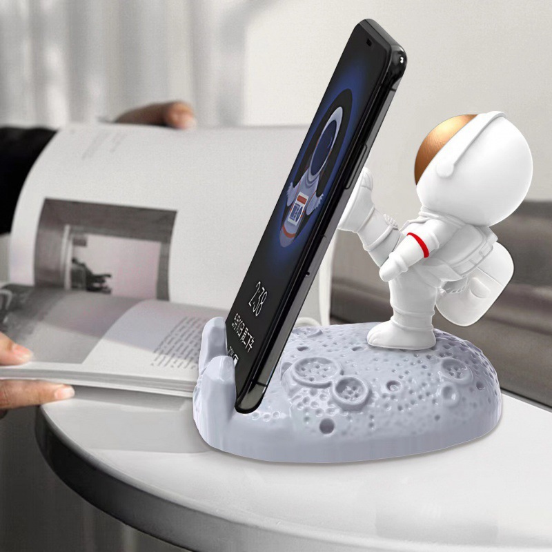 Creative astronaut mobile phone stand, astronaut flat support stand, decorative item, lazy person online class, TV series and live streaming stand details Picture