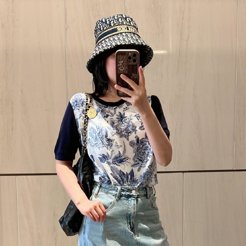 2024新款女士休闲气质百搭真丝拼接印花T恤 圆领真丝T恤微瑕疵