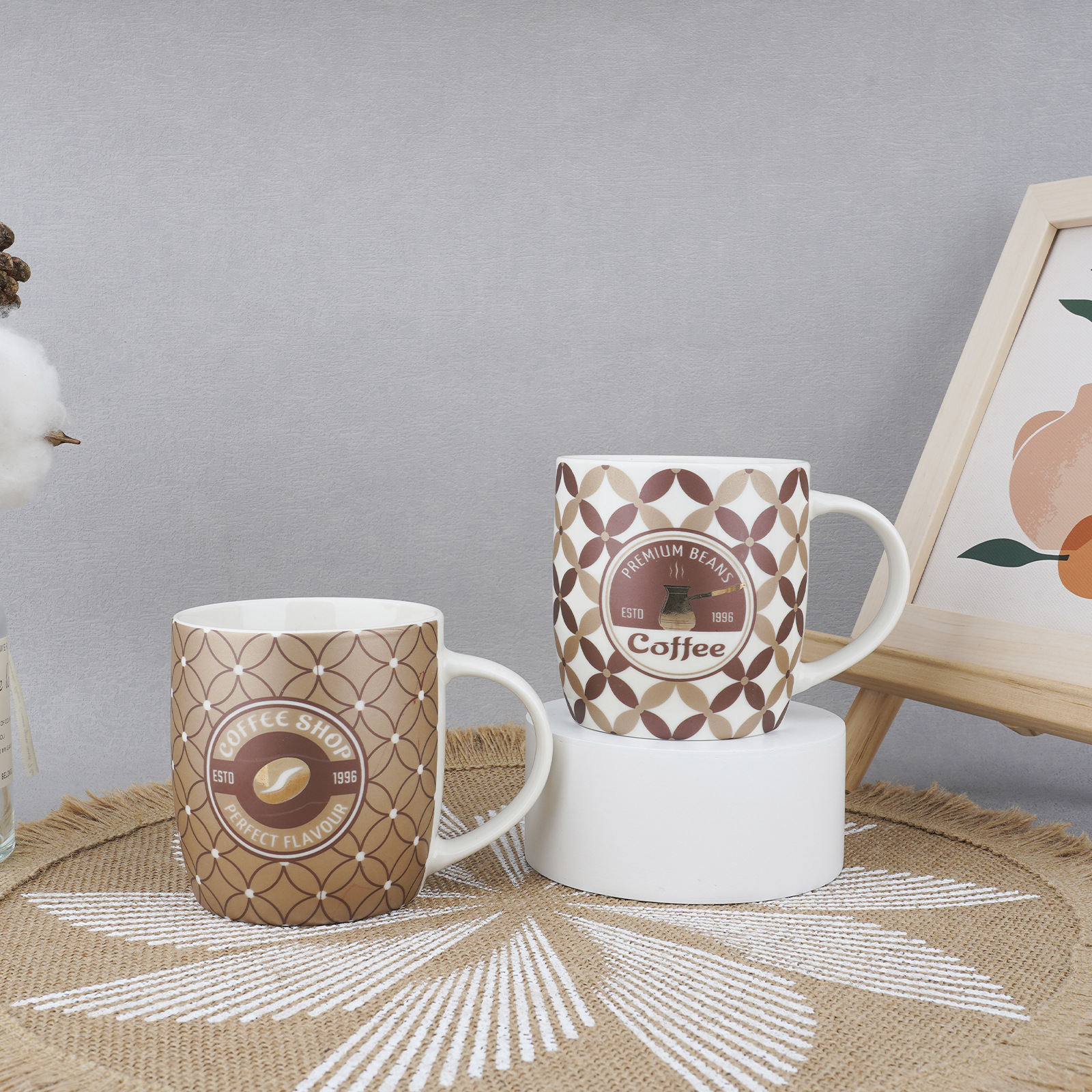 Factory minimalist style large-capacity mug, practical and creative tea brewing cup, large handle cup, household pattern printed details Picture