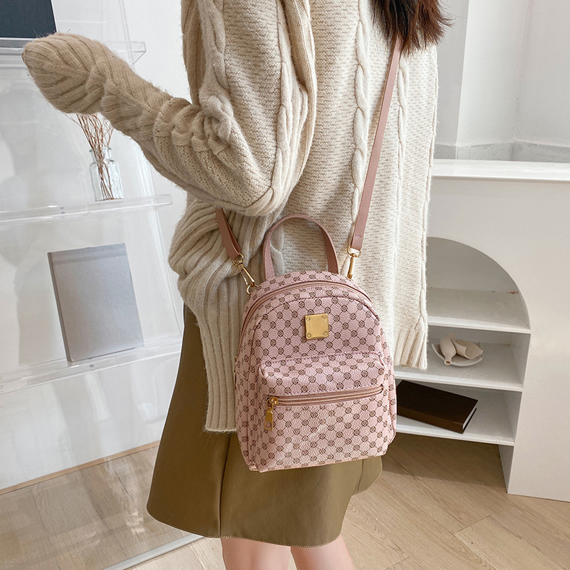 Cross-border women's front pocket printed small backpack 2025 Autumn/Winter Korean version New personalized daily loose change small bag details Picture