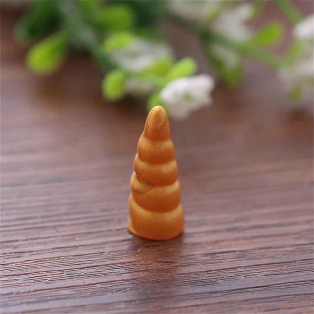 Wholesale of faux unicorn horn resin jewelry accessories with gradient color creative pony horn cream glue keychain accessories details Picture