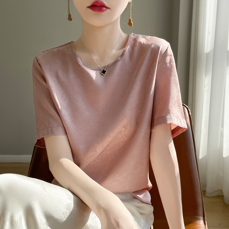 女装/衣服/尾货/上衣女人短袖/卫衣产品图