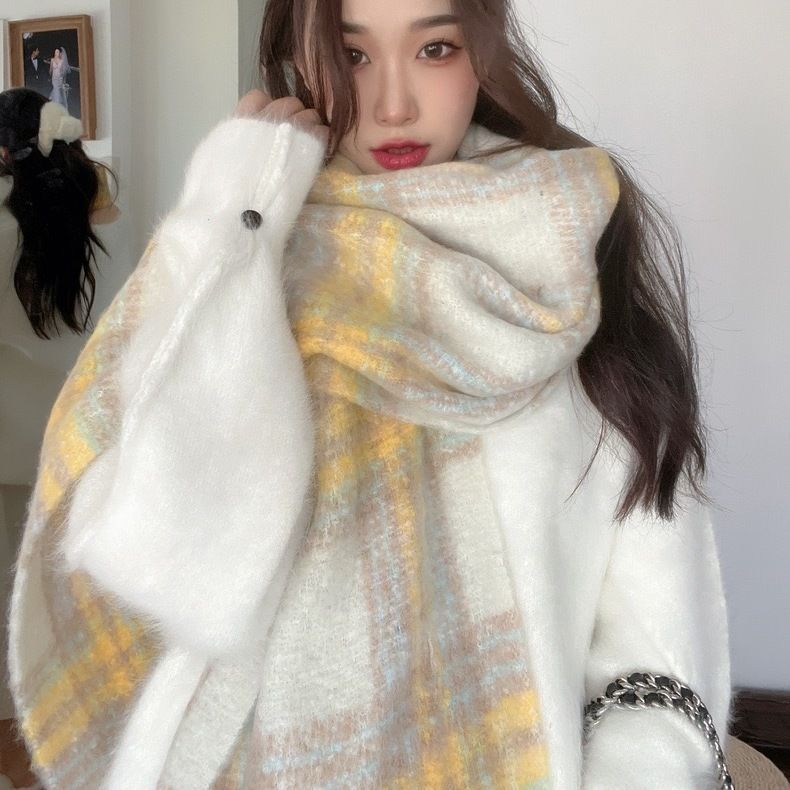 Korean-style autumn and winter mohair checkered scarf for women, versatile and high-end European and American style, fringed shawl, thick and warm scarf Specification image