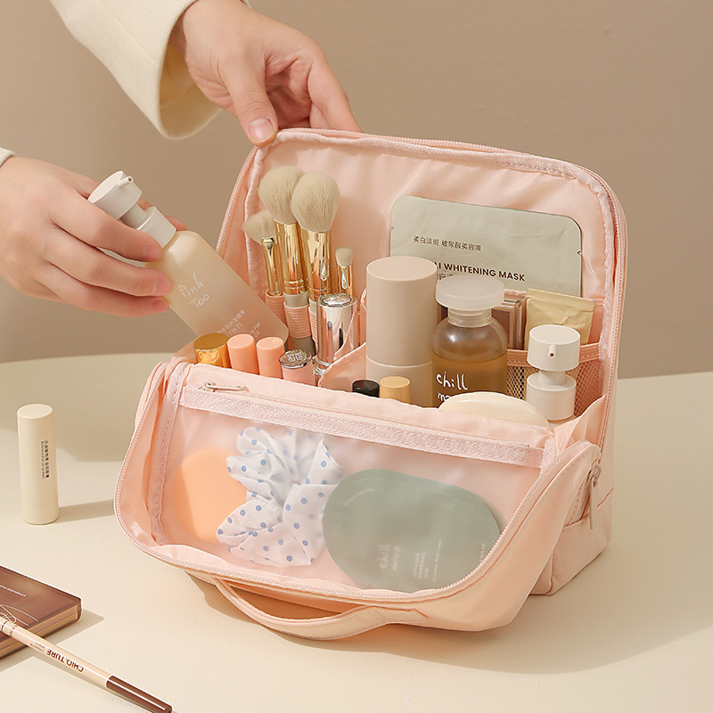 Folding makeup bag, large opening, standing, large capacity, waterproof cosmetics storage bag, office desktop organizing bag, pen case Application Scenario
