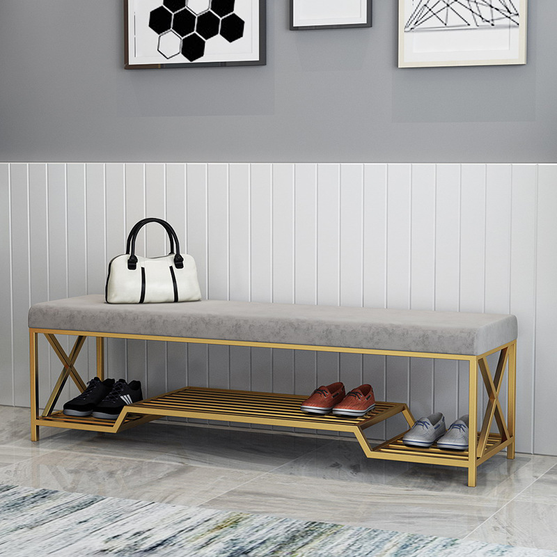 Golden light luxury ironwork shoe-changing stool, household outside shoe-changing chair, clothing store fitting room, wardrobe room, shoe store shoe-changing stool Application Scenario