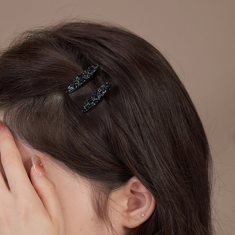 Small forehead clip, mini water diamond side clip, duckbill clip, 2026 new style, high-end bangs clip details Picture