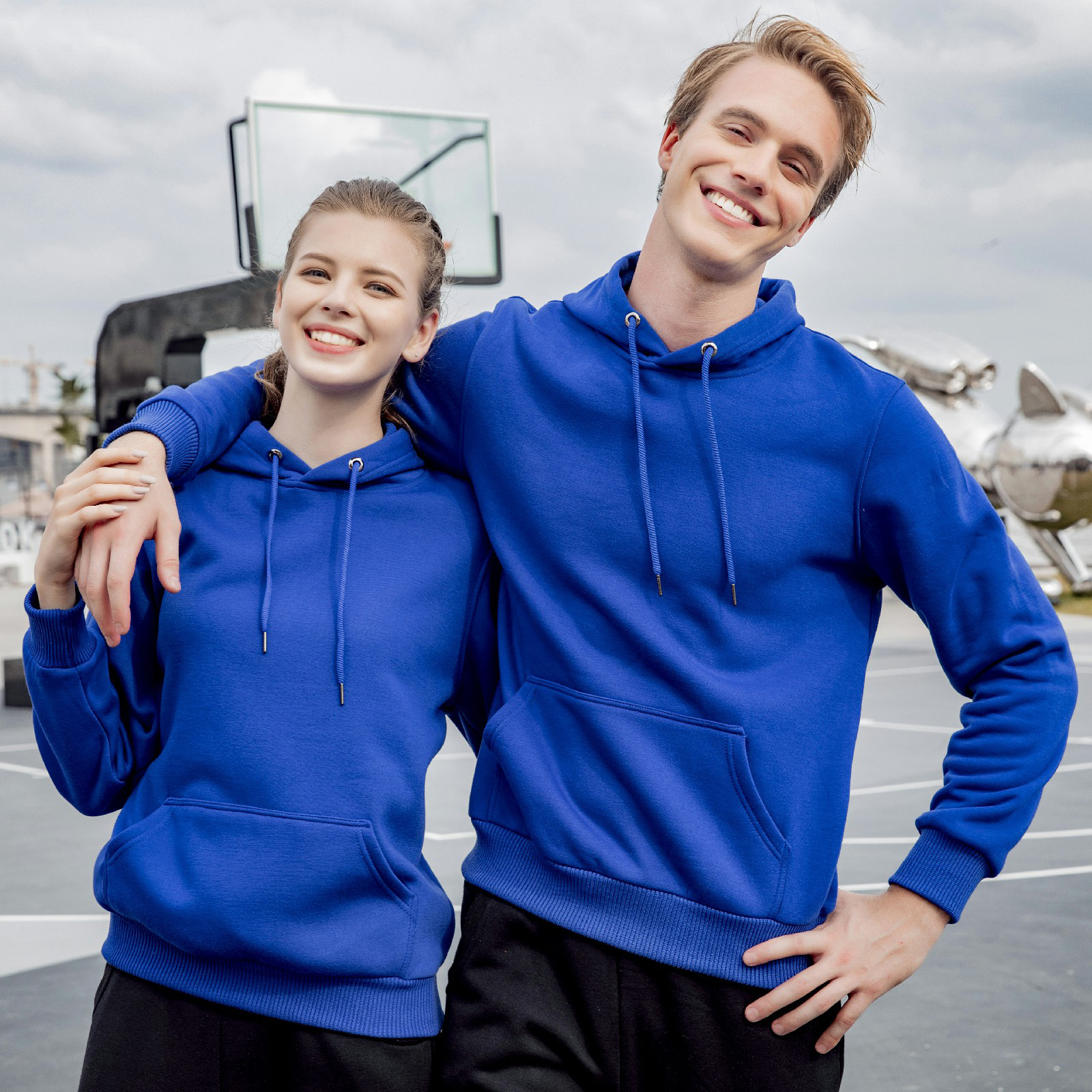 New Autumn And Winter Pure Color Hoodie Simple Casual Couple Hoodie Round Neck Hoodie Set Loose Long Sleeves Wholesale details Picture