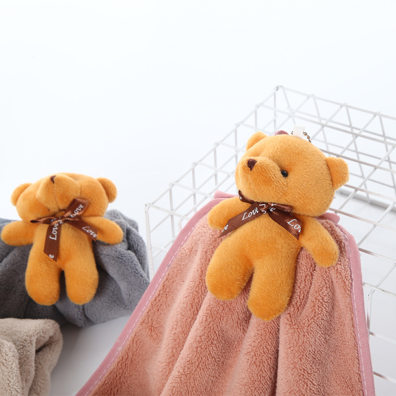 【 Chi Jia 】 Coral Fleece hanging thickened cloth, cute bear hand towel, kitchen and bathroom absorbent towel Application Scenario