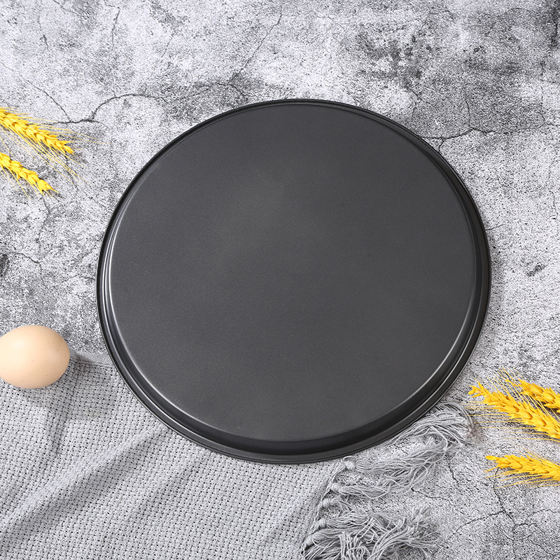 Non-Stick Baking Sheet Pizza Pan Black Carbon Steel Baking Sheet Pizza Mold Baking Tools Household Commercial Round Tray Application Scenario