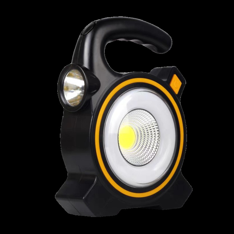 Wholesale of cross-border solar outdoor portable camping lights, portable USB charging maintenance horse lights, and emergency long-range flashlights Application Scenario