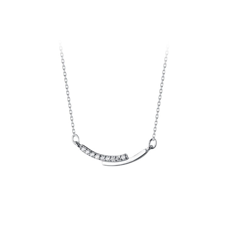 Smile Necklace Female 2023 New Fashion Light Luxury Small Simple With Ins Wind Small Design Sense Clavicle Chain Item Picture