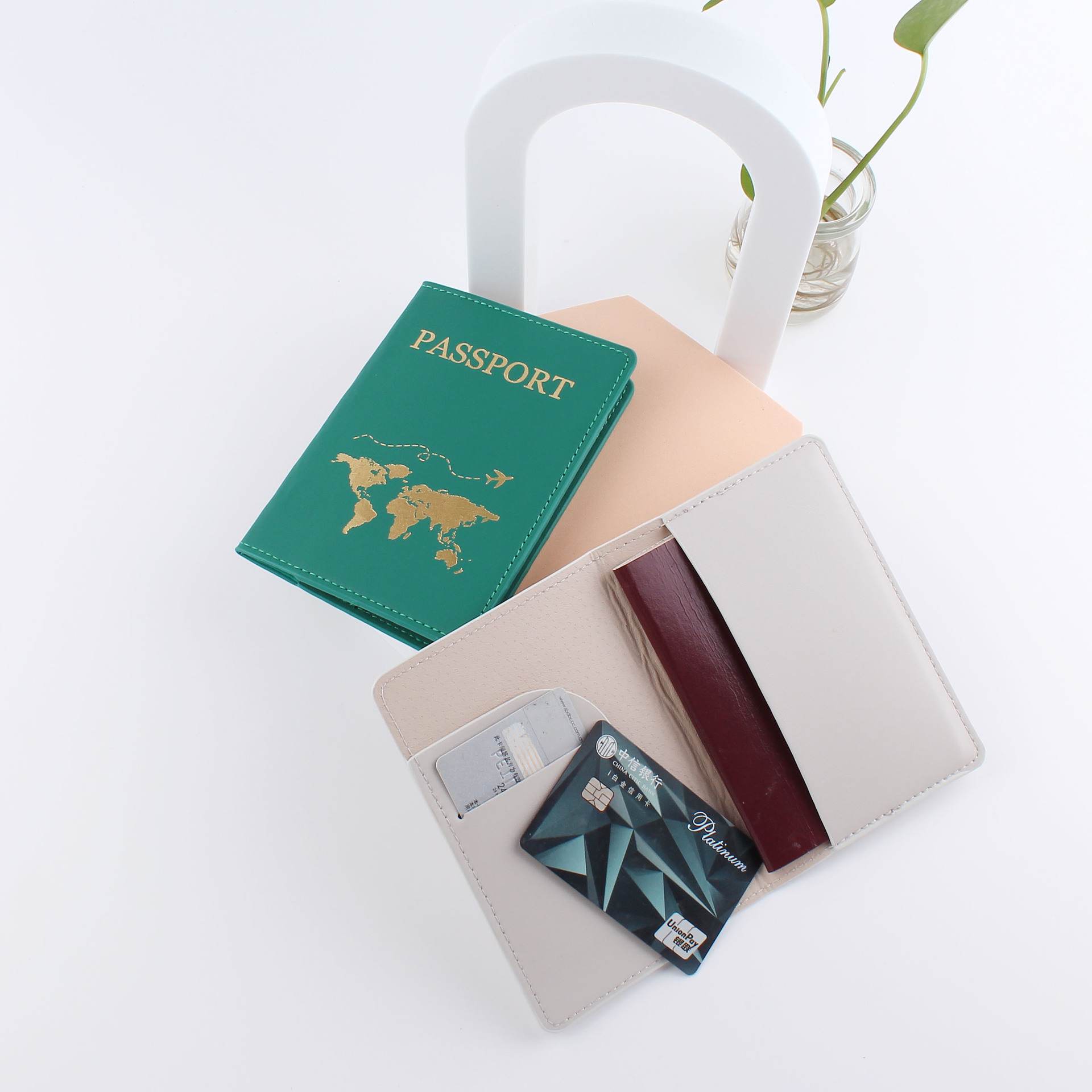 跨境皮革护照夹皮革旅行证件包护照保护套护照包PU证件夹子详情图2