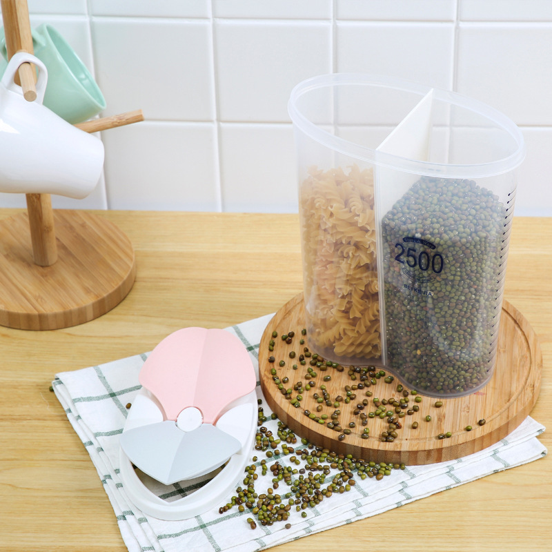 G70 Creative Storage Jar: Transparent plastic compartment-sealed jar, food jar, kitchen moisture-proof five-grain storage jar Application Scenario