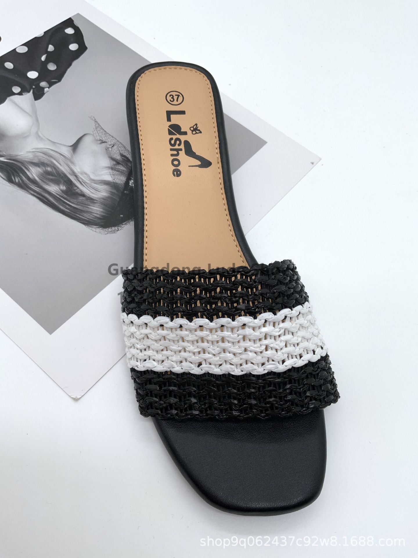 2022 New Summer Square Head Woven Breathable Slippers Women's Wedges Flip-Flops Guangzhou Women's Shoes Craft Shoes Sandals Sandals Women details Picture