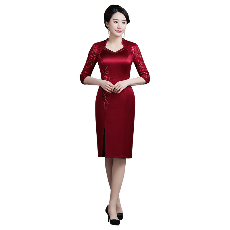 Wedding mother's dress for summer youth, wedding dress for grandma, red long modified cheongsam dress for adult women Item Picture