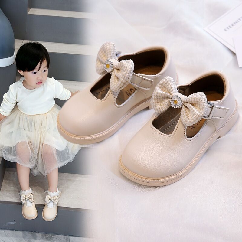 女宝宝小皮鞋春秋小童豆豆鞋女童1-3岁公主单鞋2婴儿软底学步鞋子