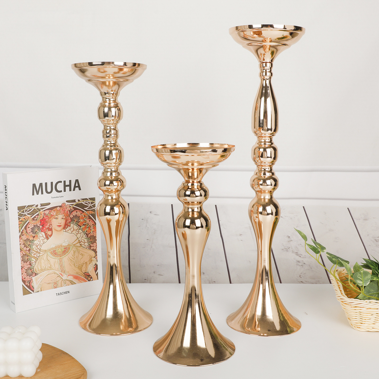 Amazon Table Centerpiece Table Flower Set Table Decoration Wedding Flower Stand Metal Iron Wedding Props Application Scenario