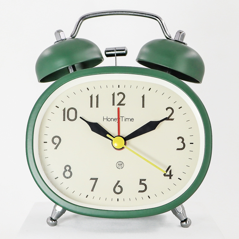 Astronaut alarm clock, a special alarm and wake-up tool for primary school students, children and boys. Silent clock for self-discipline, designed for students