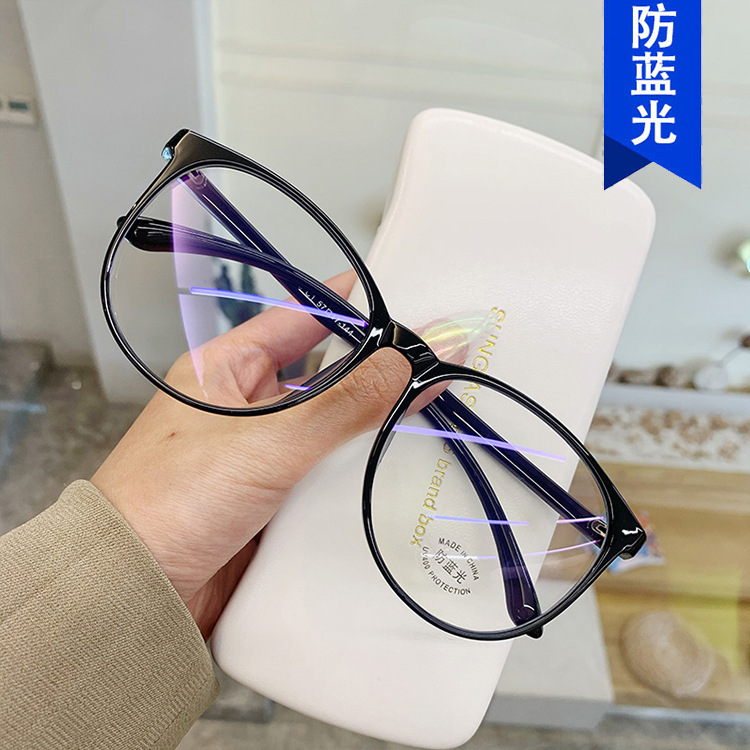 Wholesale of new trendy large-frame anti-blue light flat light glasses in Korean style, which are popular for both men and women without makeup Specification image