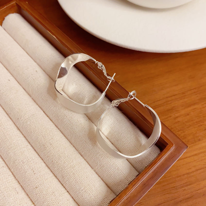 欧美亚马逊跨境个性夸张金属拉丝几何耳圈气质独特冷淡风耳扣批发详情6