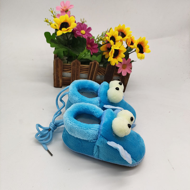 Cotton shoes for infants and toddlers aged 0-1 year old, soft soles, anti-slip and non-falling shoes for boys and girls aged 6-8 to 10 months before they start walking Application Scenario
