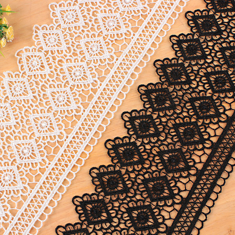 10cm wide white water-soluble lace bed sheets, mosquito nets, curtains, clothing accessories, DIY hem embroidery lace Application Scenario
