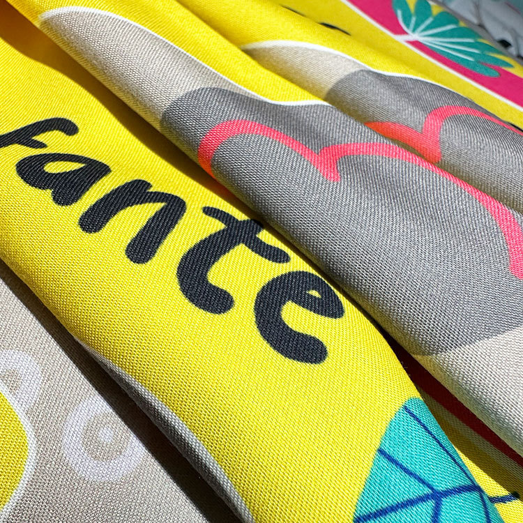 Custom-made full-polyester wide-width brushed peach plain and twill peach skin fleece clothing printed and compounded as picnic mat fabric Application Scenario
