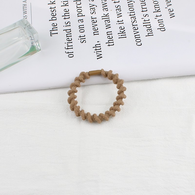 Advanced Wave Hair Circle Network Red Coffee Color Hair Rope Female High Elastic Elastic Band Temperament Hair Rope Hair Accessories Female Application Scenario