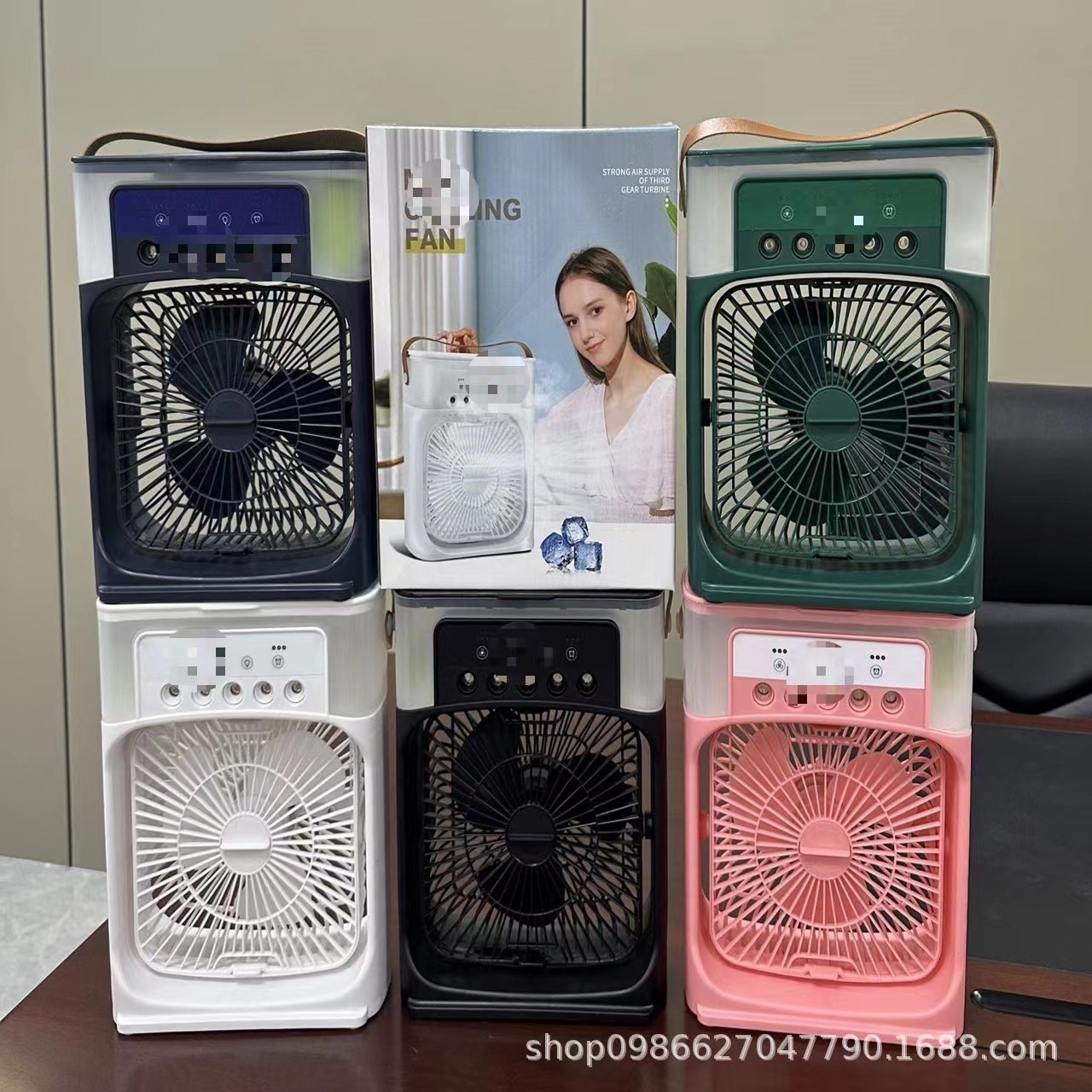 Five-hole spray fan, desktop dormitory mini water-cooled fan, humidifying and cooling air conditioning fan, USB electric fan, cross-border Application Scenario