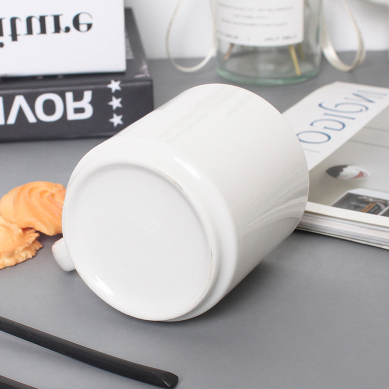 Manufacturers Directly Provide European Simple Ceramic Cup Coffee Cup Milk Breakfast Cup White Mug Ceramic Customization Application Scenario