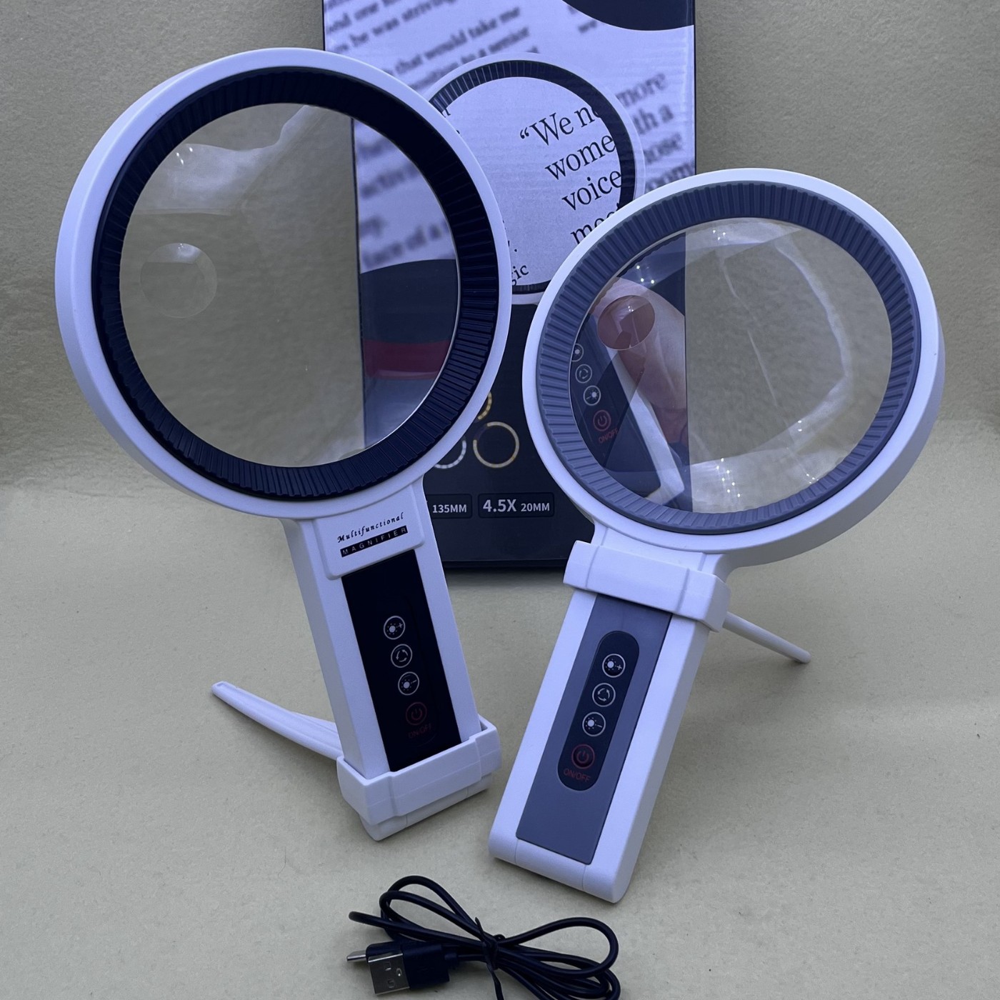 Rechargeable 135mm large diameter with 34 LED lights, three-color light source brightness reading, handheld desktop magnifying glass details Picture