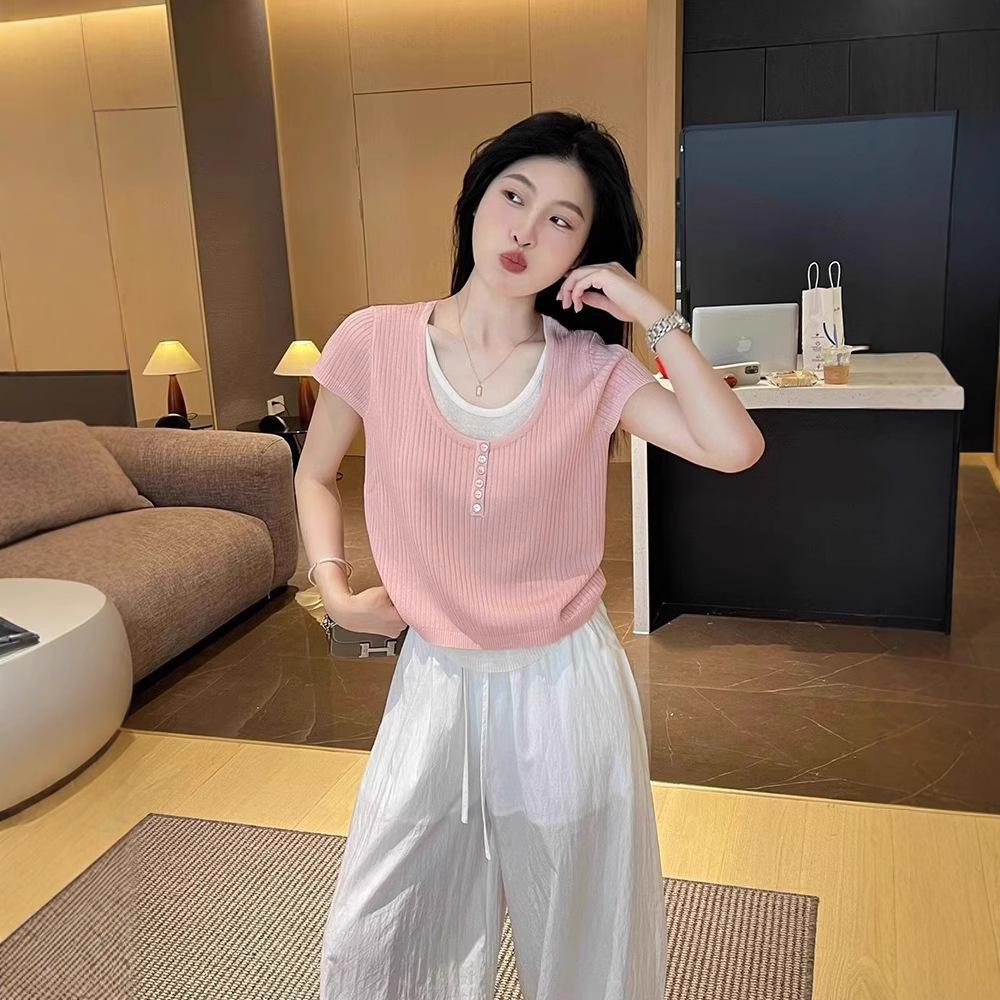 Korean-style U-neck fake two-piece short-sleeved T-shirt for women's summer new versatile and slimming, candy-colored simple thin shoulder T-shirt details Picture