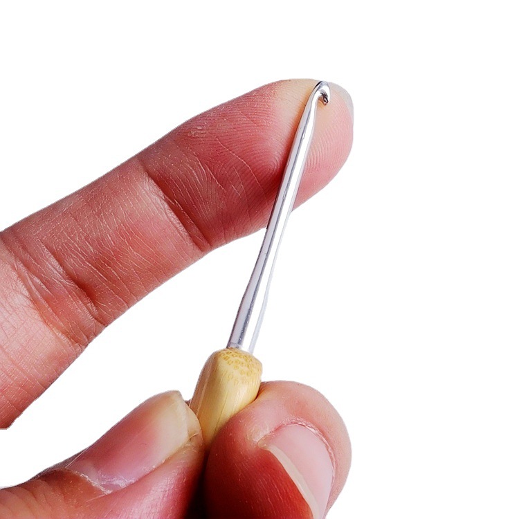 Bamboo White Aluminum Crochet Silver White Hook Head Round Head Bamboo Crochet Hand Knitting Tool Wool Crochet 2.5-6.0 Cross Border Specification drawing