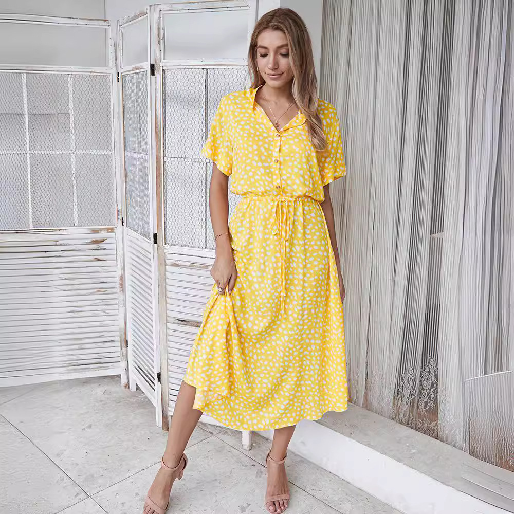 A best-selling short-sleeved mid-length polka dot printed women's dress on Amazon for the summer of 2020 details Picture