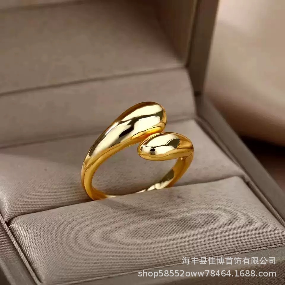 Cross-border AliExpress s925 sterling silver teardrop irregular ring, adjustable opening surface ring, cross-wound ring Application Scenario