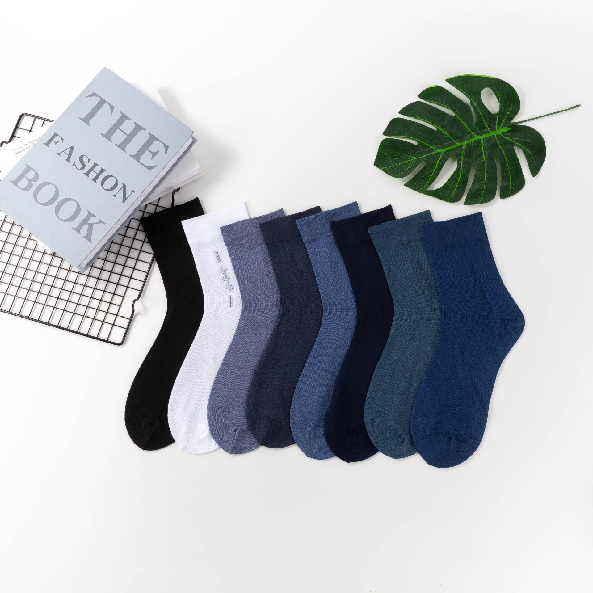 Sock stall offers one-piece consignment for spring and summer men's thin pearl fleece mid-calf short stockings with heels. Men's and middle-aged and elderly business socks are available for wholesale and one-piece consignment details Picture