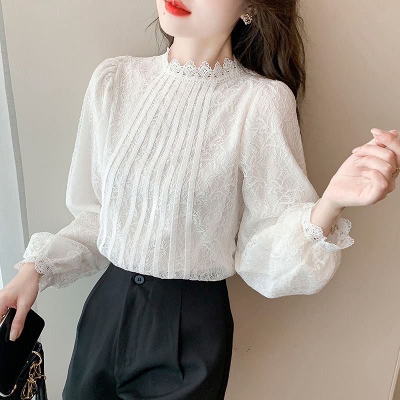 New Chinese-style in-stock real photos of the autumn new Korean-style versatile semi-high-neck lace base shirt for women. Pair it with a lace shirt inside Application Scenario
