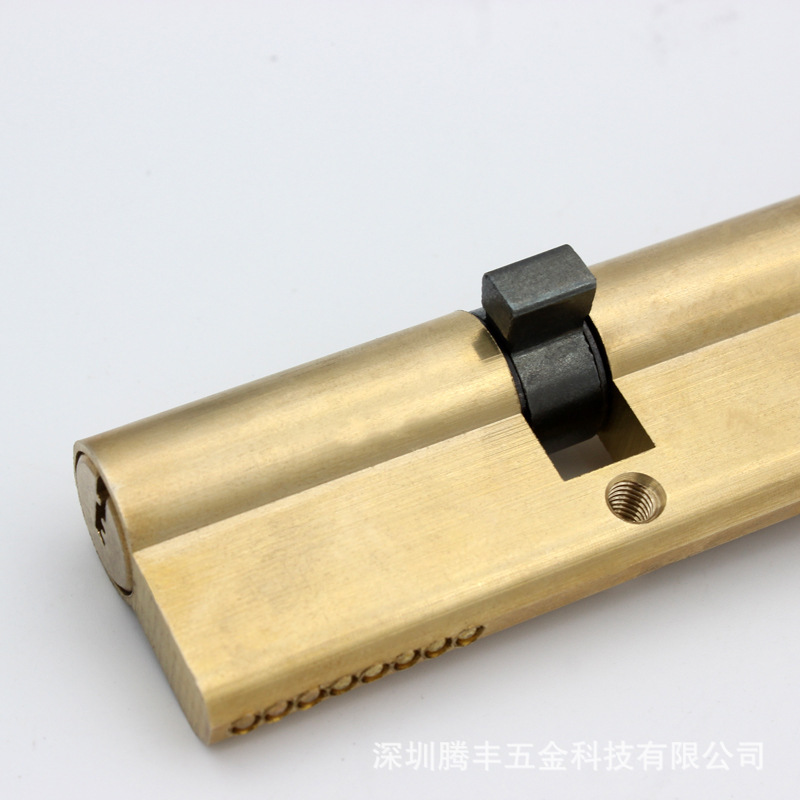 Lock core, anti-theft door lock core, all-copper lock core, entrance door AB key, large door lock core, household double-sided lock core, universal type Application Scenario